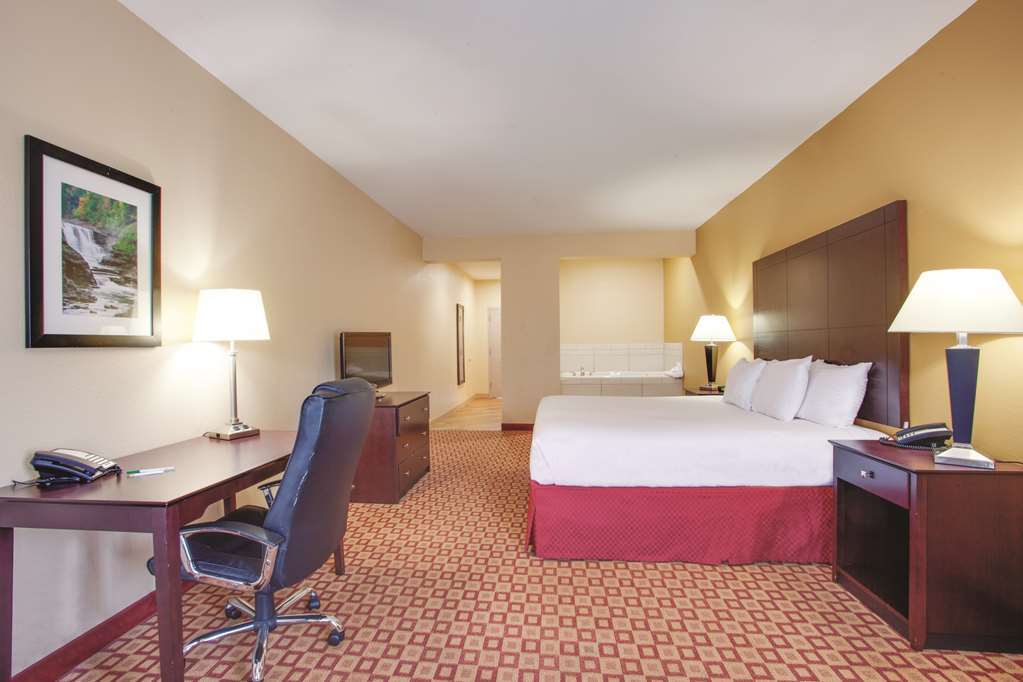 Comfort Inn & Suites Verona At Turning Stone Resort Casino Cameră foto